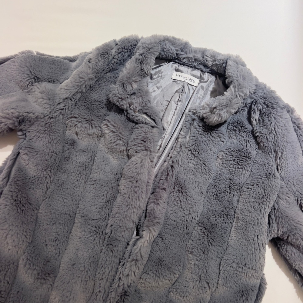 Keen The Label Grey Faux Fur Plush Jacket Hook Eye Closure Medium